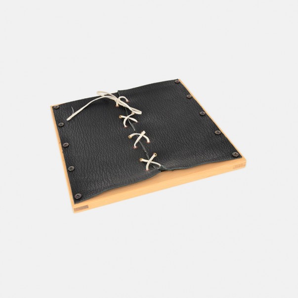 TELAIO DELLE ALLACCIATURE - LACCI E OCCHIELLI